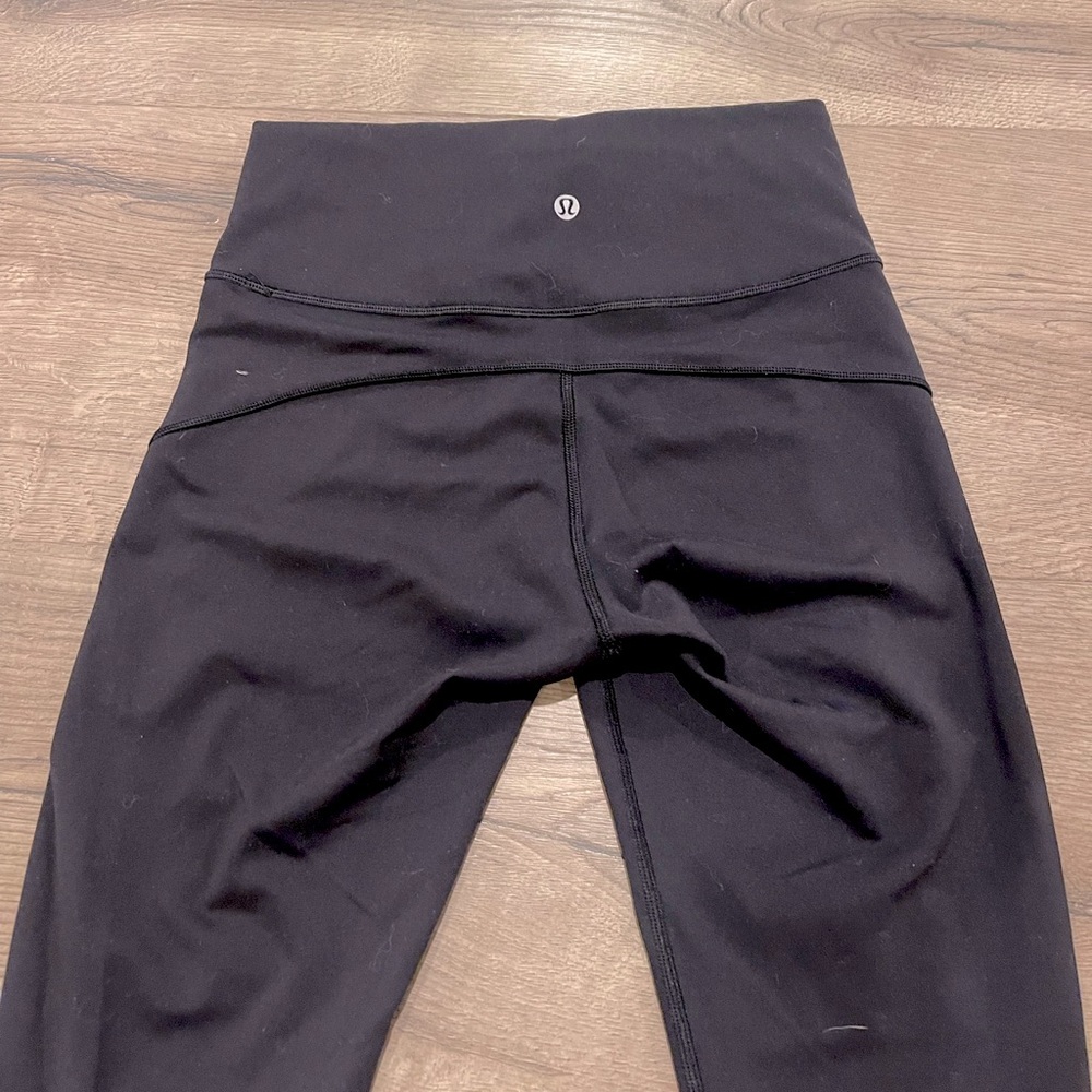 LULULEMON In Movement Tight 25” - Picture 3 of 6